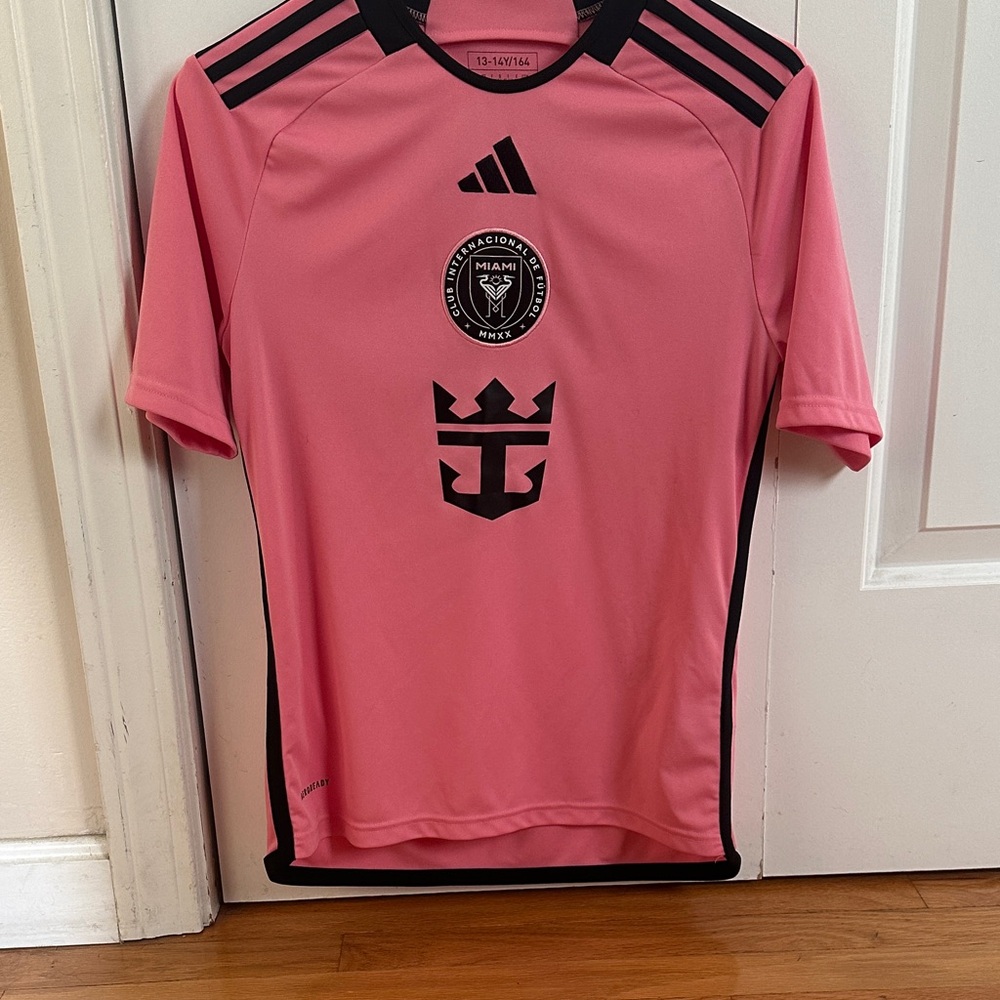 Messi shirt, never worn. Pink, youth size 13-14. Adidas